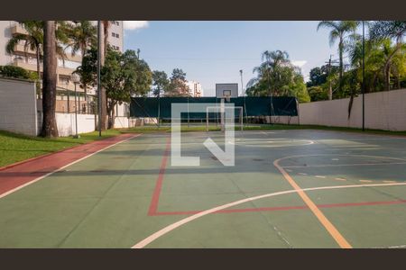 Apartamento à venda com 190m², 4 quartos e 2 vagas Apartamento à venda com 190m², 4 quartos e 2 vagasQuadra Esportiva