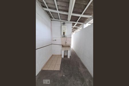 Casa para alugar com 140m², 2 quartos e 2 vagasÁrea de Serviço