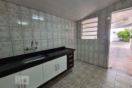 Casa para alugar com 140m², 2 quartos e 2 vagasCozinha