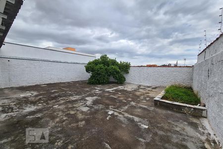 Casa para alugar com 140m², 2 quartos e 2 vagasQuintal