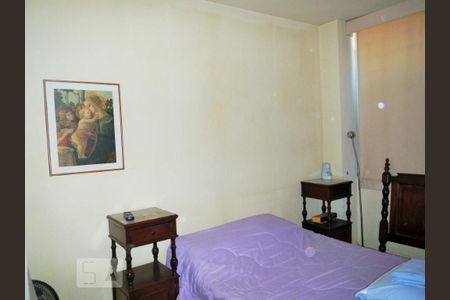 Apartamento à venda com 278m², 3 quartos e 2 vagas Apartamento à venda com 278m², 3 quartos e 2 vagasQuarto