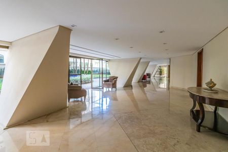 Apartamento à venda com 285m², 4 quartos e 4 vagas Apartamento à venda com 285m², 4 quartos e 4 vagasÁrea Comum