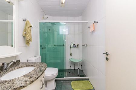 Casa à venda com 268m², 3 quartos e 2 vagas Casa à venda com 268m², 3 quartos e 2 vagasBanheiro Social