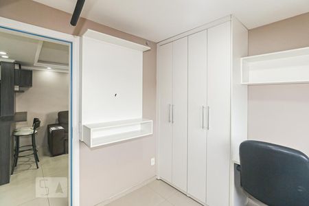 Quarto 1 de apartamento para alugar com 2 quartos, 47m² em Vila Nova, Porto Alegre