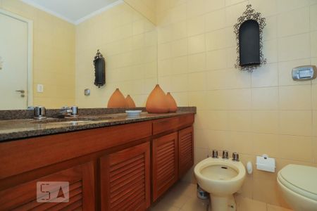 Apartamento à venda com 104m², 2 quartos e 1 vagaBanheiro da Suíte