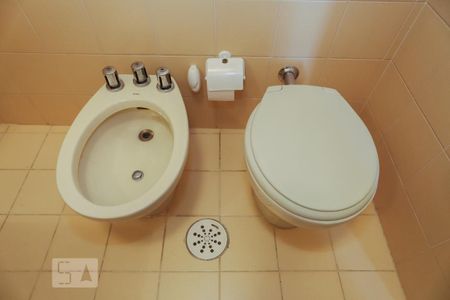 Apartamento à venda com 104m², 2 quartos e 1 vagaBanheiro Social