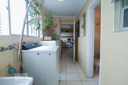 Apartamento à venda com 104m², 2 quartos e 1 vagaÁrea de Serviço