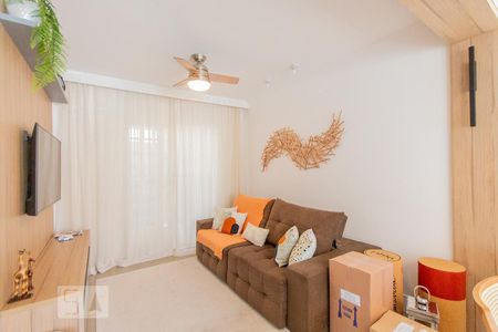 Sala de casa de condomínio à venda com 2 quartos, 85m² em Vila Metalúrgica, Santo André