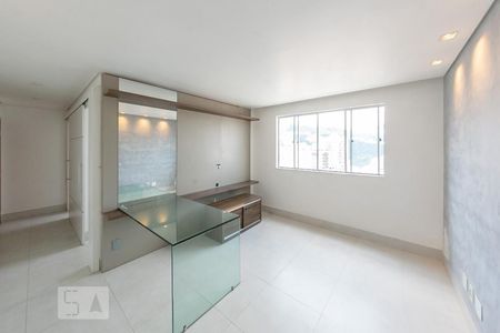 Apartamento à venda com 60m², 2 quartos e 2 vagasSala