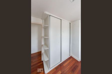 Apartamento à venda com 60m², 2 quartos e 2 vagasQuarto 1