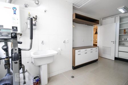 Área de serviço de apartamento para alugar com 3 quartos, 248m² em Casa Verde, São Paulo