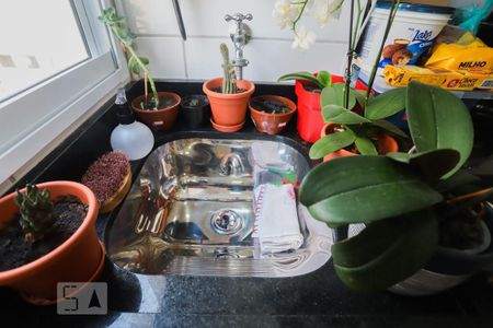 Apartamento para alugar com 40m², 2 quartos e sem vagaCozinha e Área de Serviço