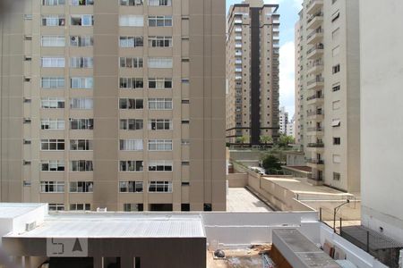 Vista  de apartamento para alugar com 3 quartos, 100m² em Indianópolis, São Paulo