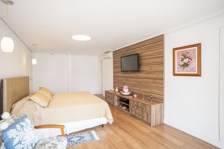 Casa de condomínio à venda com 900m², 5 quartos e sem vaga Casa de condomínio à venda com 900m², 5 quartos e sem vagaSuíte 2