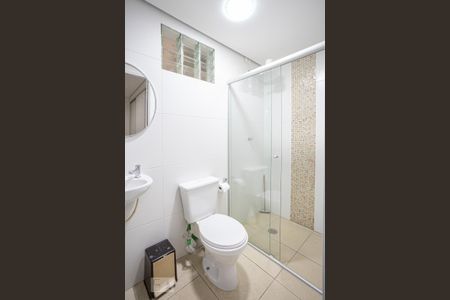 Casa de condomínio à venda com 900m², 5 quartos e sem vaga Casa de condomínio à venda com 900m², 5 quartos e sem vagaBanheiro de Serviço