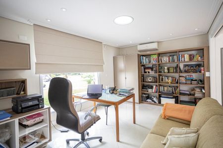 Casa de condomínio à venda com 900m², 5 quartos e sem vaga