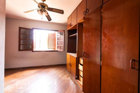 Casa para alugar com 250m², 3 quartos e 8 vagasSuíte 2