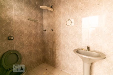 Casa para alugar com 250m², 3 quartos e 8 vagasÁrea de Serviço - Banheiro