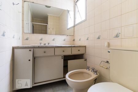 Apartamento à venda com 100m², 3 quartos e 1 vagaBanheiro da suíte