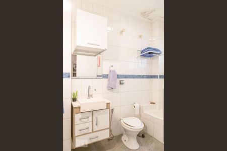 Banheiro de apartamento à venda com 1 quarto, 40m² em República, São Paulo