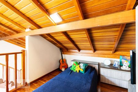 Casa à venda com 190m², 4 quartos e 2 vagas Casa à venda com 190m², 4 quartos e 2 vagasSótão