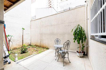 Casa à venda com 190m², 4 quartos e 2 vagas Casa à venda com 190m², 4 quartos e 2 vagasQuintal
