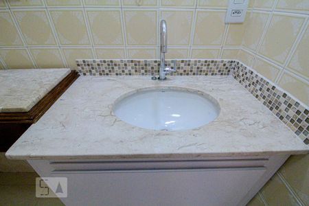 Apartamento à venda com 83m², 3 quartos e 1 vagaBanheiro