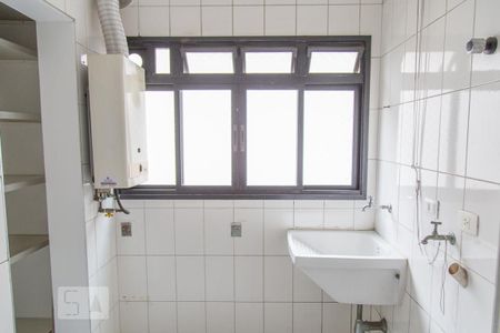 Apartamento para alugar com 68m², 2 quartos e 1 vagaÁrea de Serviço