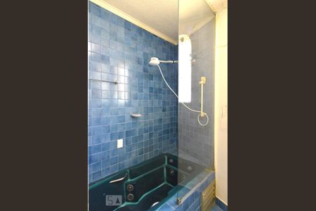 Casa à venda com 193m², 3 quartos e 3 vagasBanheiro 2