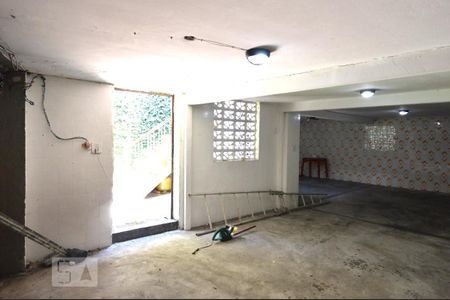 Casa à venda com 193m², 3 quartos e 3 vagasGaragem