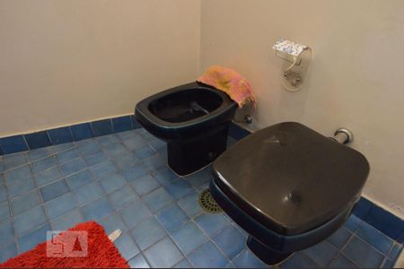 Casa à venda com 193m², 3 quartos e 3 vagasBanheiro 2