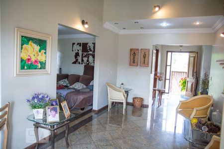 Sala de casa à venda com 5 quartos, 562m² em Jardim dos Oliveiras, Campinas