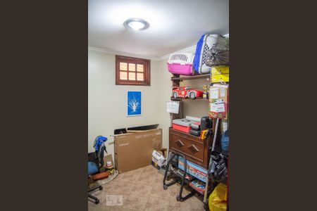 Casa à venda com 562m², 5 quartos e 4 vagasQuarto de Serviço