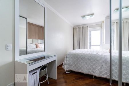 Apartamento à venda com 136m², 4 quartos e 2 vagasSuíte 2