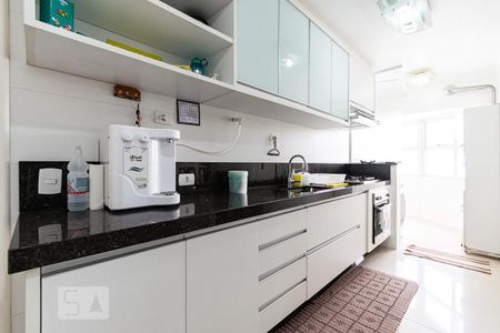 Apartamento à venda com 136m², 4 quartos e 2 vagasCozinha