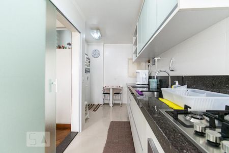 Apartamento à venda com 136m², 4 quartos e 2 vagasCozinha