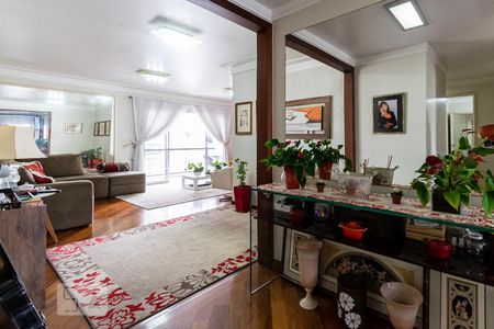 Apartamento à venda com 136m², 4 quartos e 2 vagasSala