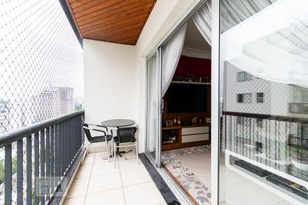 Apartamento à venda com 136m², 4 quartos e 2 vagasvaranda