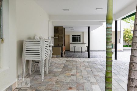 Apartamento à venda com 136m², 4 quartos e 2 vagasChurrasqueira