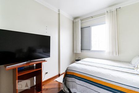 Apartamento à venda com 136m², 4 quartos e 2 vagasQuarto 3
