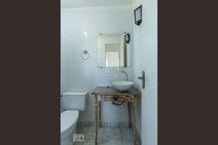 Apartamento à venda com 53m², 2 quartos e 1 vaga Apartamento à venda com 53m², 2 quartos e 1 vagaBanheiro