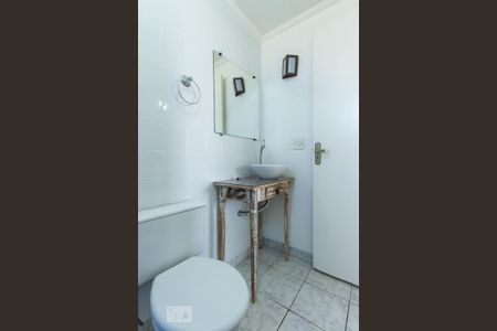 Apartamento à venda com 53m², 2 quartos e 1 vaga Apartamento à venda com 53m², 2 quartos e 1 vagaBanheiro