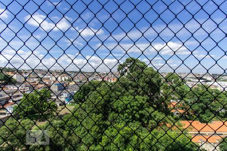 Vista de apartamento à venda com 2 quartos, 53m² em Vila Carmosina, São Paulo