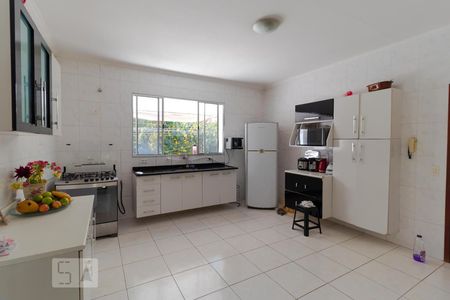 Casa à venda com 256m², 4 quartos e 3 vagasCozinha