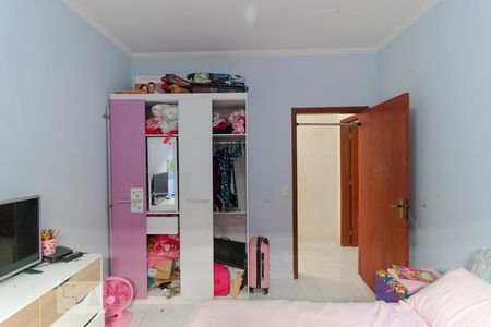Casa à venda com 256m², 4 quartos e 3 vagasQuarto 02