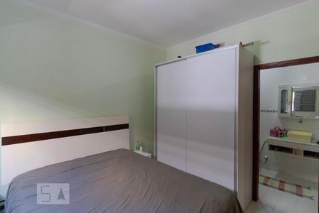 Casa à venda com 256m², 4 quartos e 3 vagasSuíte