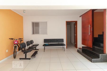 Casa à venda com 256m², 4 quartos e 3 vagasVaranda
