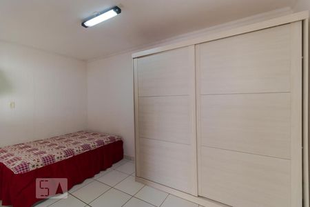 Casa à venda com 256m², 4 quartos e 3 vagasSuíte 01