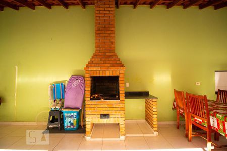 Casa à venda com 256m², 4 quartos e 3 vagasChurrasqueira
