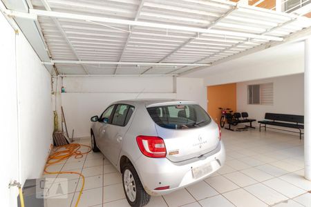 Casa à venda com 256m², 4 quartos e 3 vagasGaragem